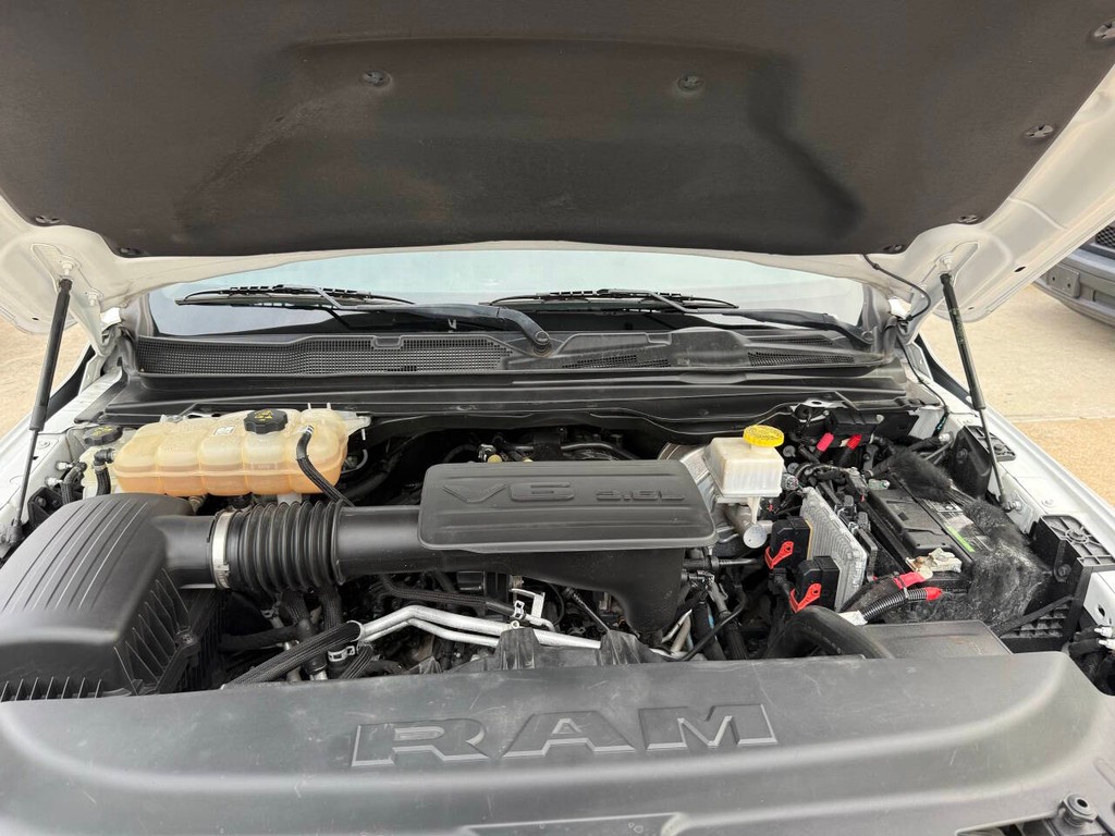 Ram 1500 Vehicle Full-screen Gallery Image 35