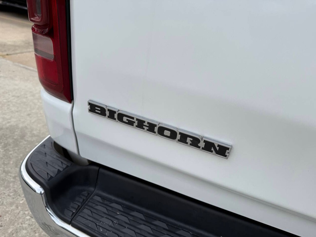 Ram 1500 Vehicle Full-screen Gallery Image 43