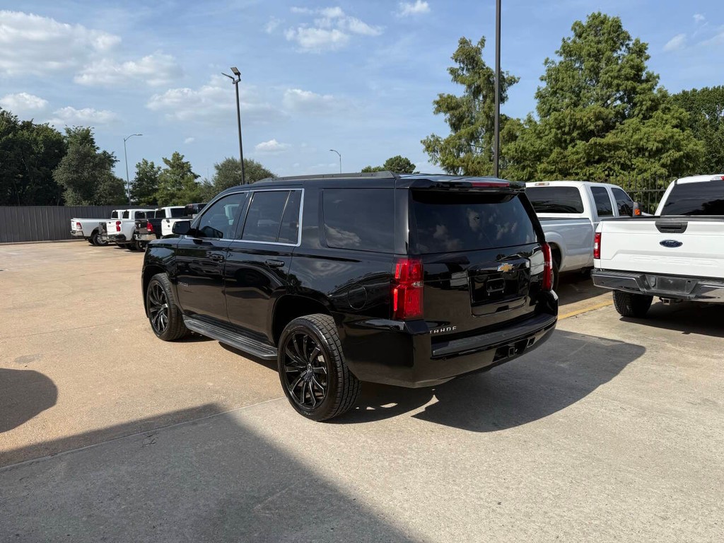 Chevrolet Tahoe Vehicle Full-screen Gallery Image 04