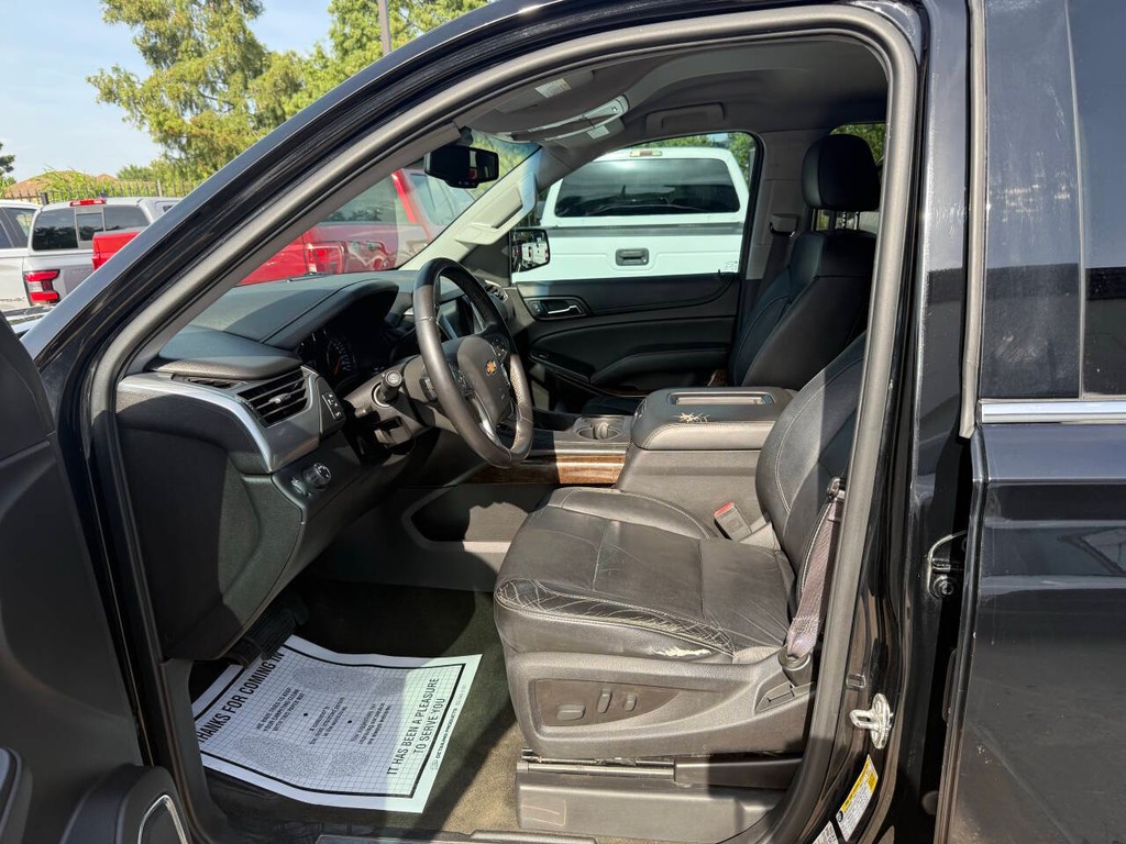 Chevrolet Tahoe Vehicle Full-screen Gallery Image 07