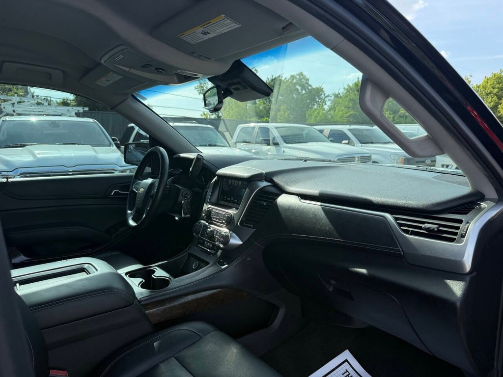 Chevrolet Tahoe Vehicle Full-screen Gallery Image 09