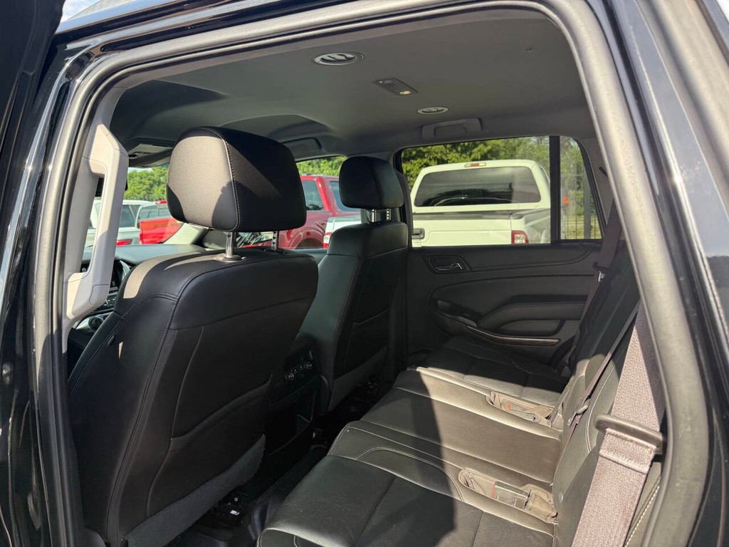 Chevrolet Tahoe Vehicle Full-screen Gallery Image 12