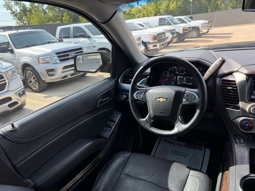 Chevrolet Tahoe Vehicle Full-screen Gallery Image 21
