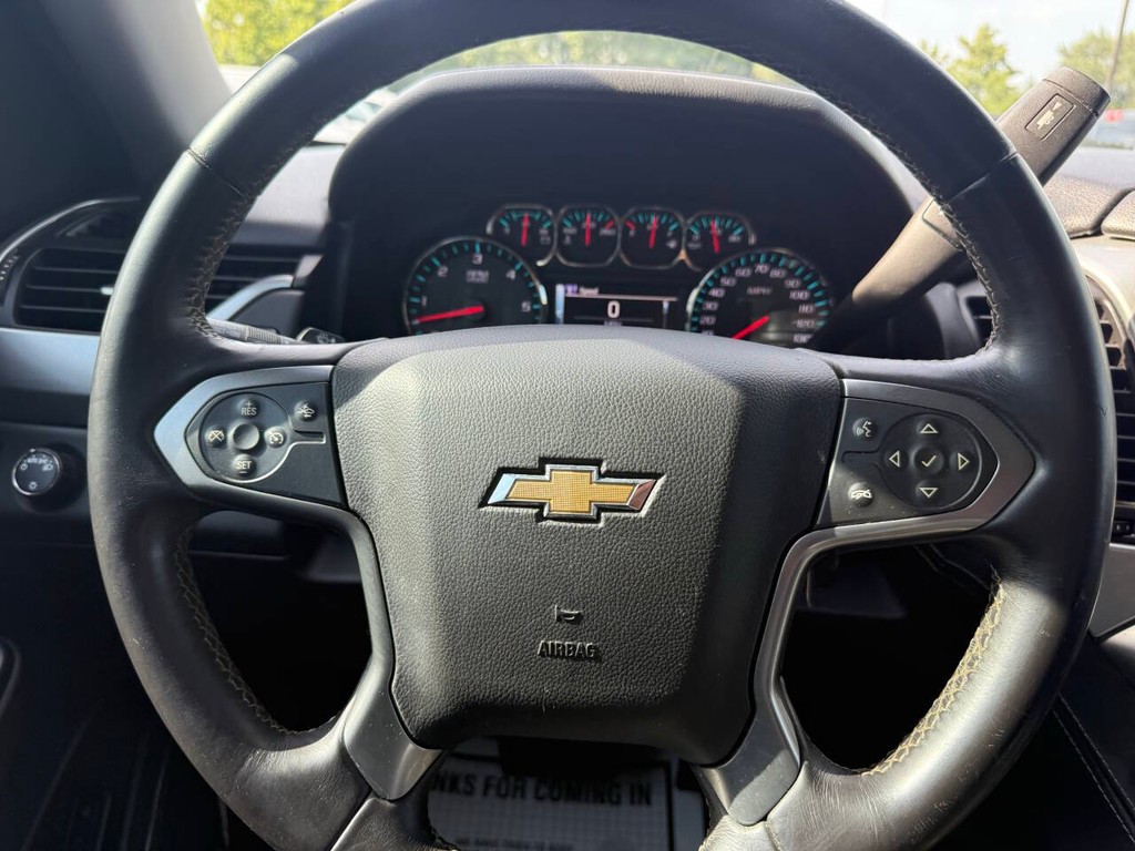 Chevrolet Tahoe Vehicle Full-screen Gallery Image 25