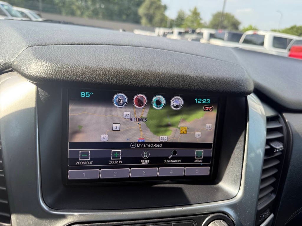 Chevrolet Tahoe Vehicle Full-screen Gallery Image 27