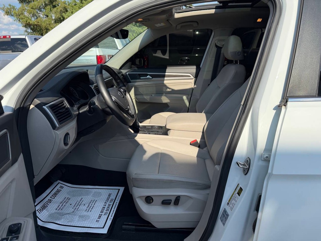 Volkswagen Atlas Vehicle Full-screen Gallery Image 07