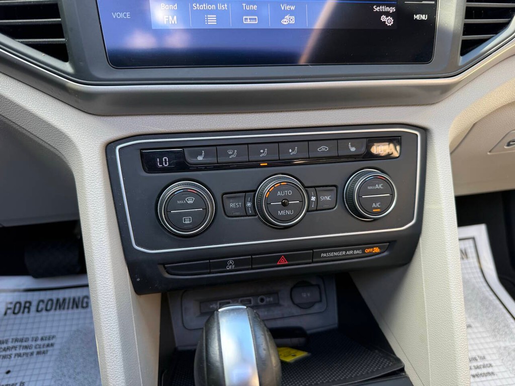 Volkswagen Atlas Vehicle Full-screen Gallery Image 29