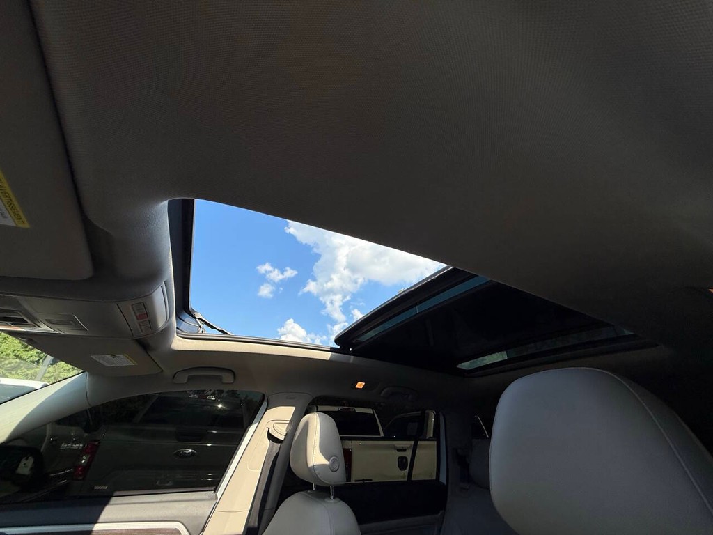 Volkswagen Atlas Vehicle Full-screen Gallery Image 32