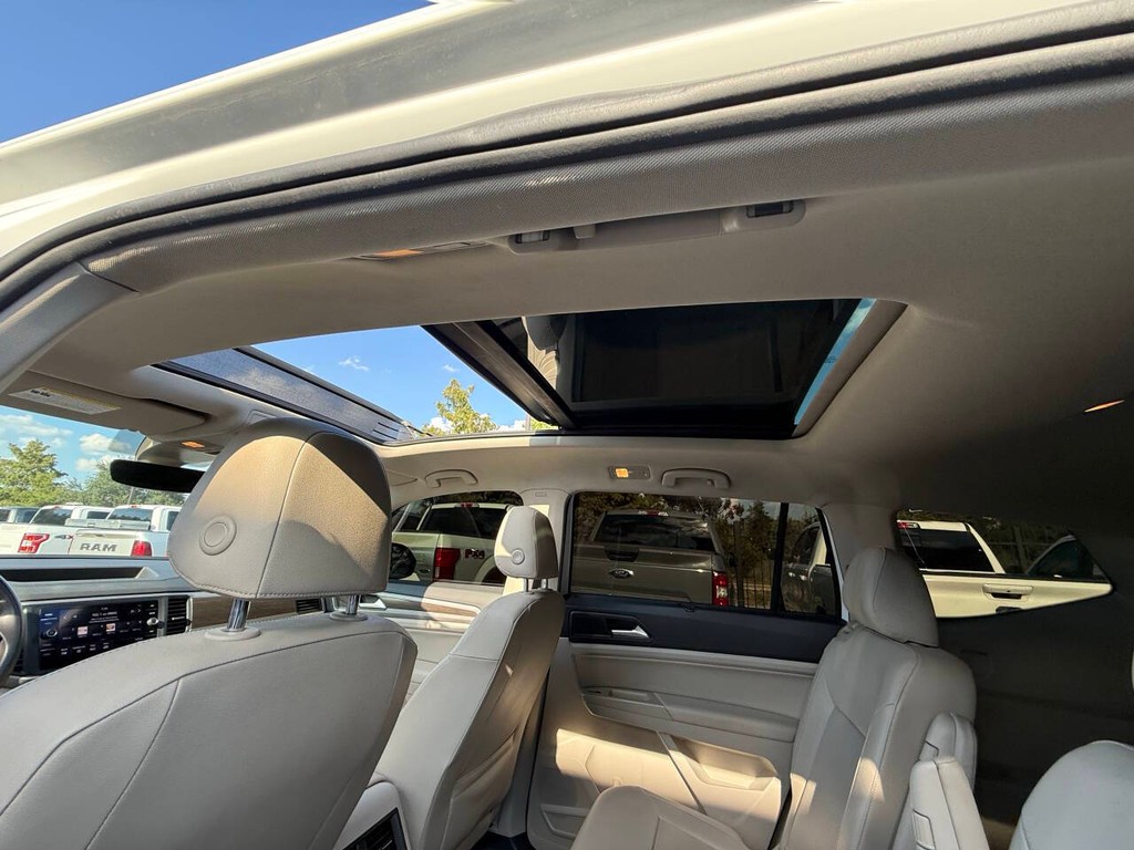 Volkswagen Atlas Vehicle Full-screen Gallery Image 33