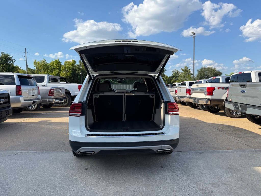 Volkswagen Atlas Vehicle Full-screen Gallery Image 39