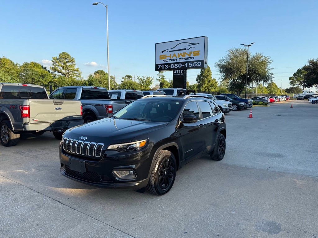 Jeep Cherokee Vehicle Full-screen Gallery Image 03