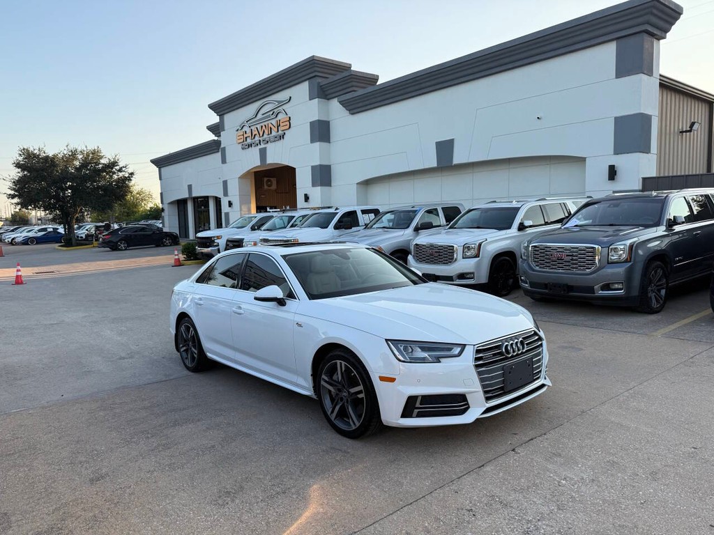 Audi A4 Vehicle Full-screen Gallery Image 02