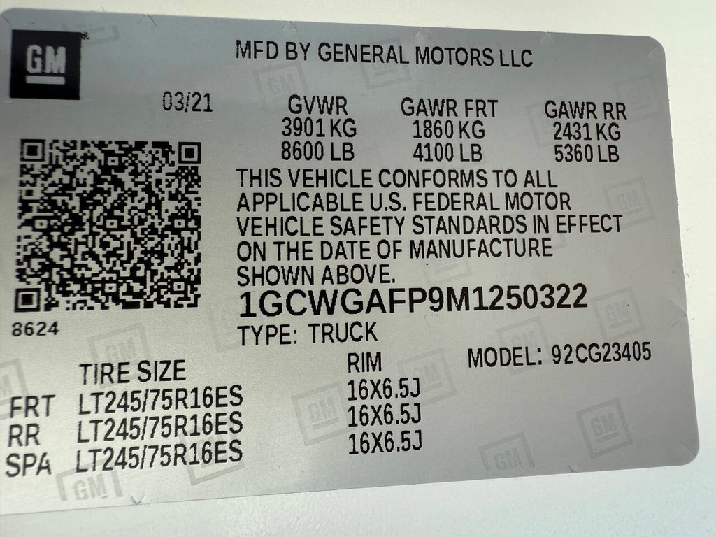 Chevrolet Express Cargo Van Vehicle Full-screen Gallery Image 27