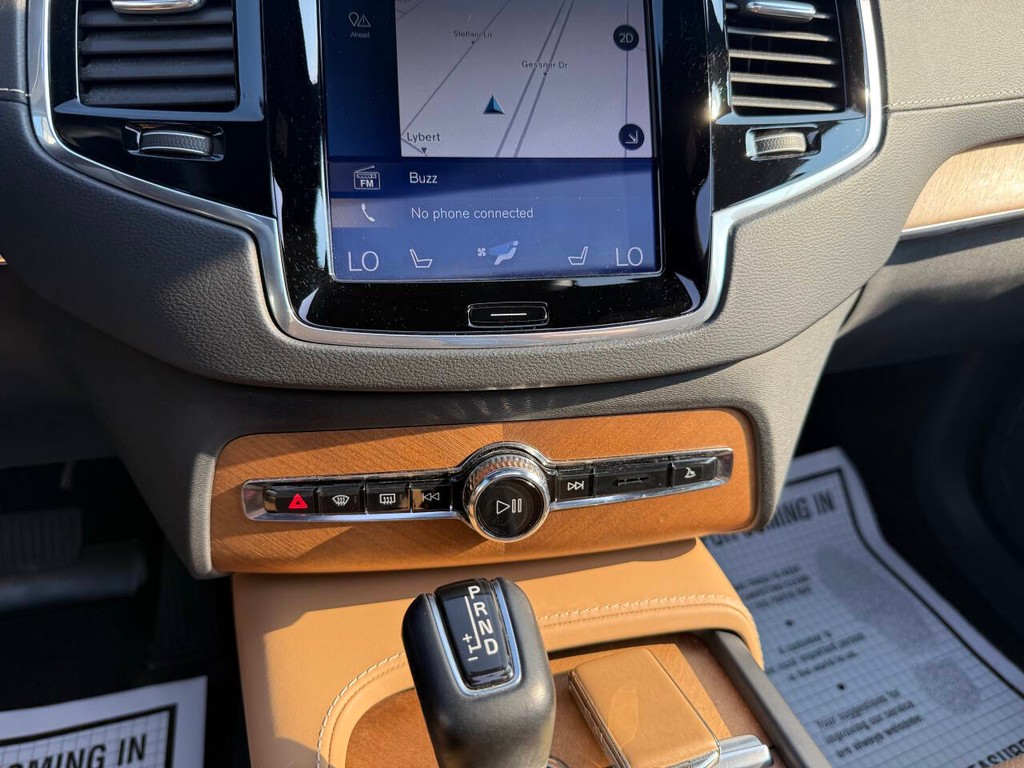 Volvo XC90 Vehicle Full-screen Gallery Image 29