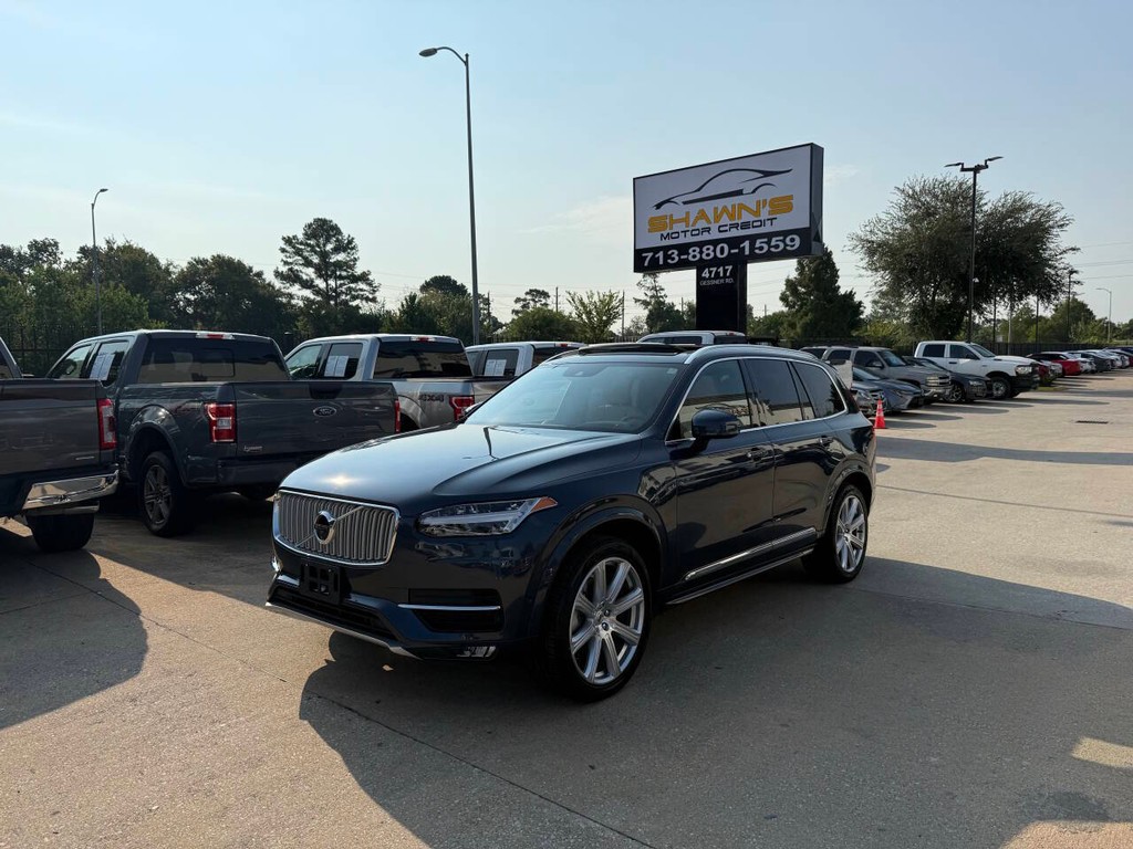 Volvo XC90 Vehicle Full-screen Gallery Image 48