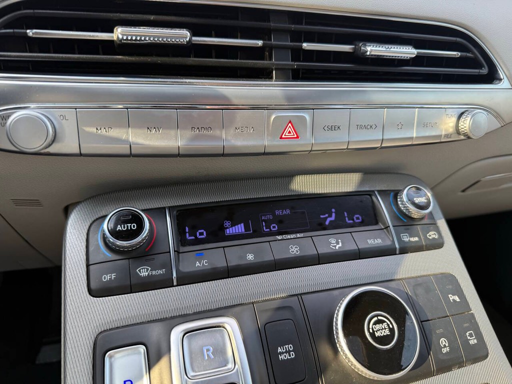 Hyundai Palisade Vehicle Full-screen Gallery Image 29