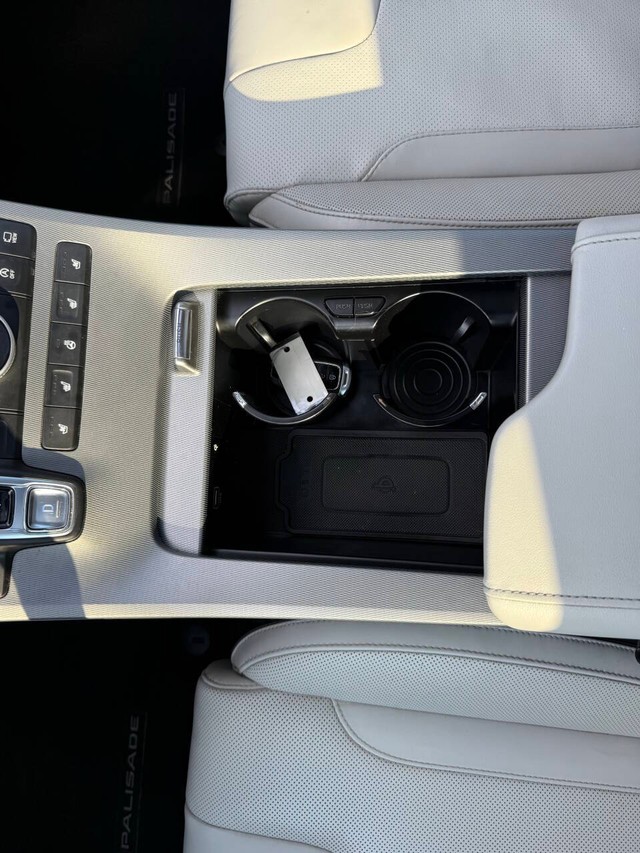Hyundai Palisade Vehicle Full-screen Gallery Image 33