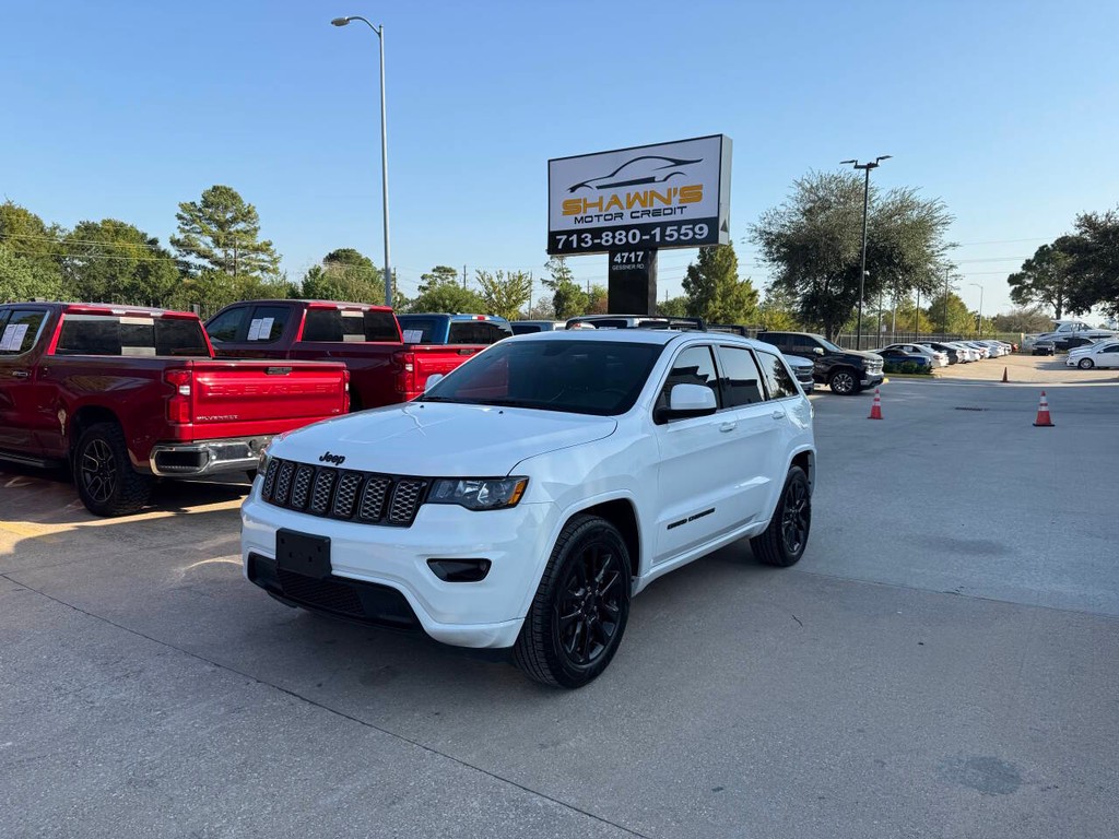 Jeep Grand Cherokee Vehicle Full-screen Gallery Image 03