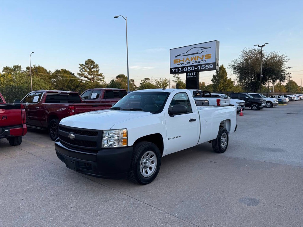 Chevrolet Silverado 1500 Vehicle Full-screen Gallery Image 03