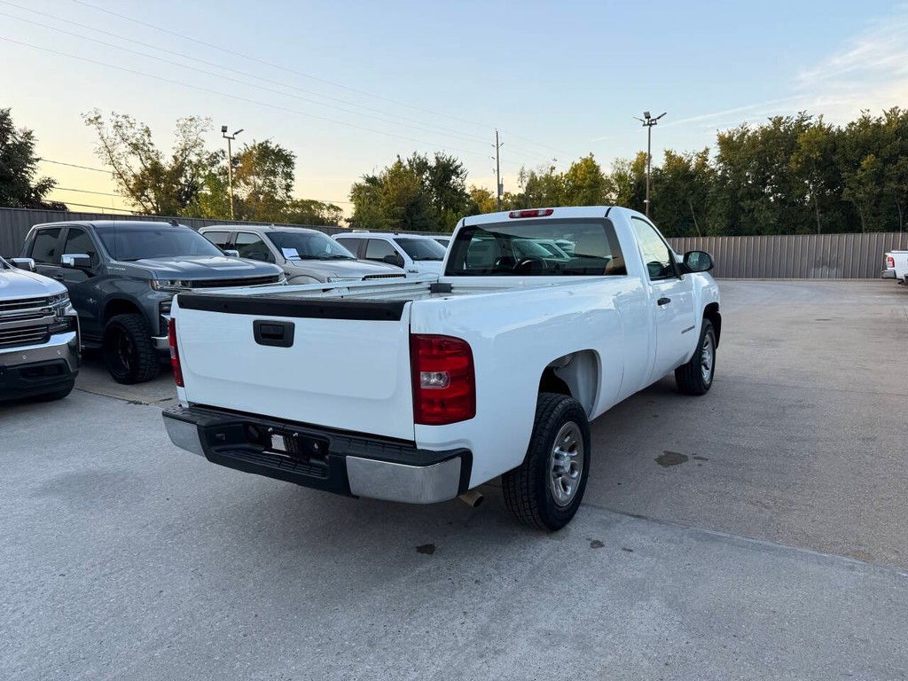 Chevrolet Silverado 1500 Vehicle Full-screen Gallery Image 05