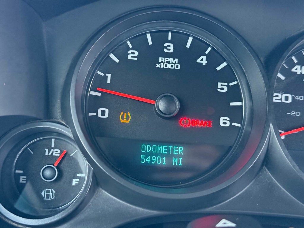 Chevrolet Silverado 1500 Vehicle Full-screen Gallery Image 22