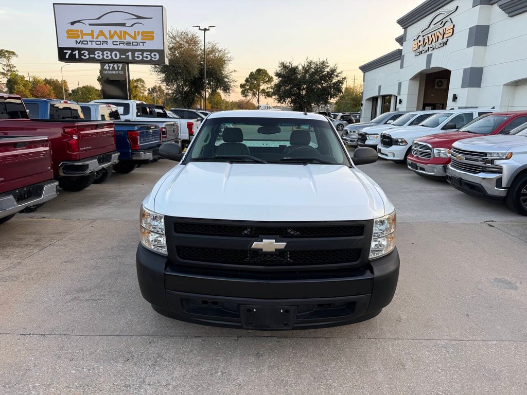 Chevrolet Silverado 1500 Vehicle Full-screen Gallery Image 28