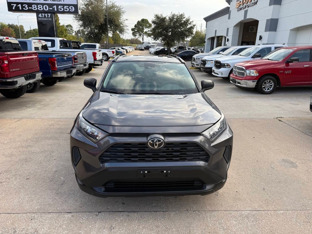Toyota RAV4 Vehicle Full-screen Gallery Image 37