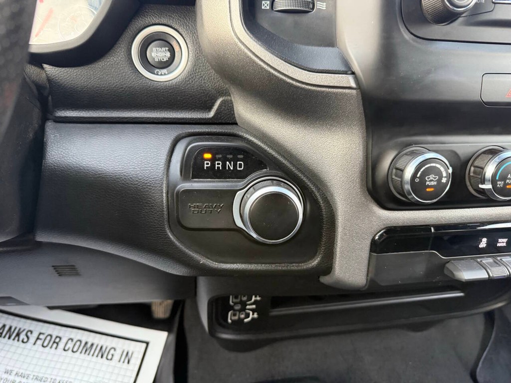 Ram 3500 Vehicle Full-screen Gallery Image 29