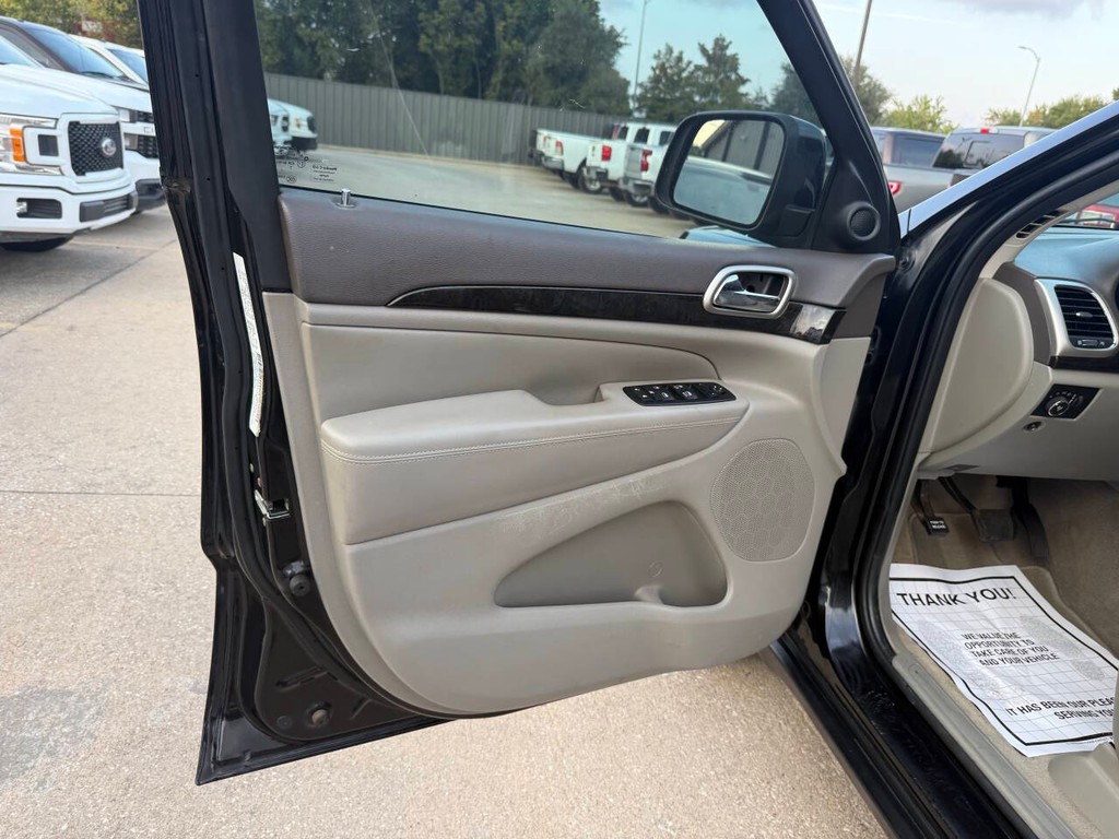 Jeep Grand Cherokee Vehicle Full-screen Gallery Image 06