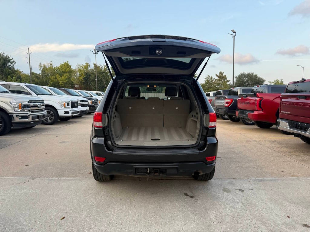 Jeep Grand Cherokee Vehicle Full-screen Gallery Image 31