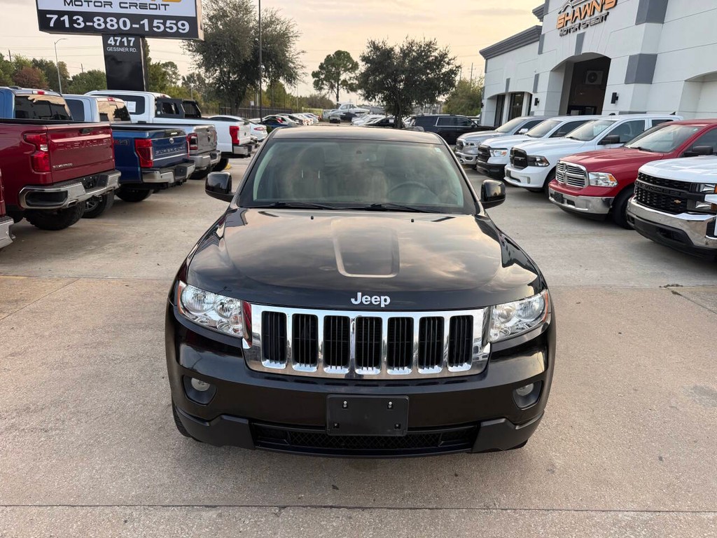 Jeep Grand Cherokee Vehicle Full-screen Gallery Image 34