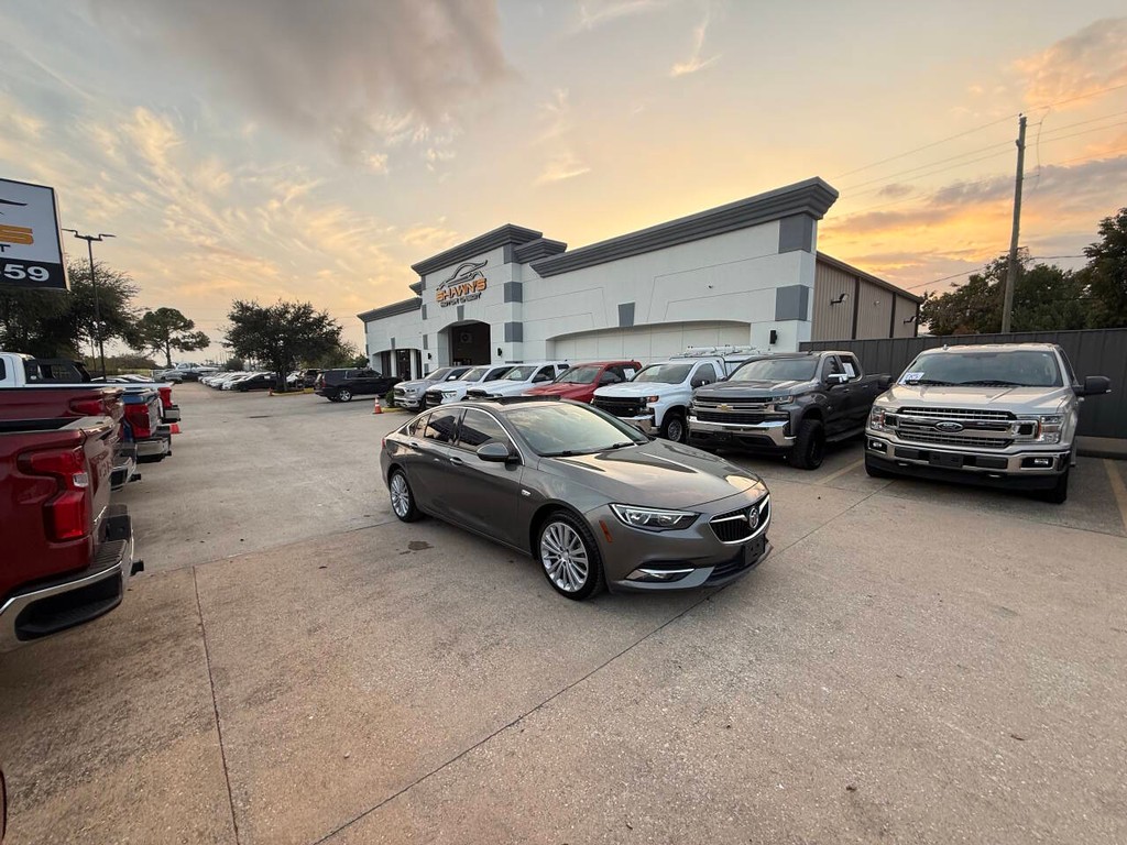 Buick Regal Sportback Vehicle Full-screen Gallery Image 43