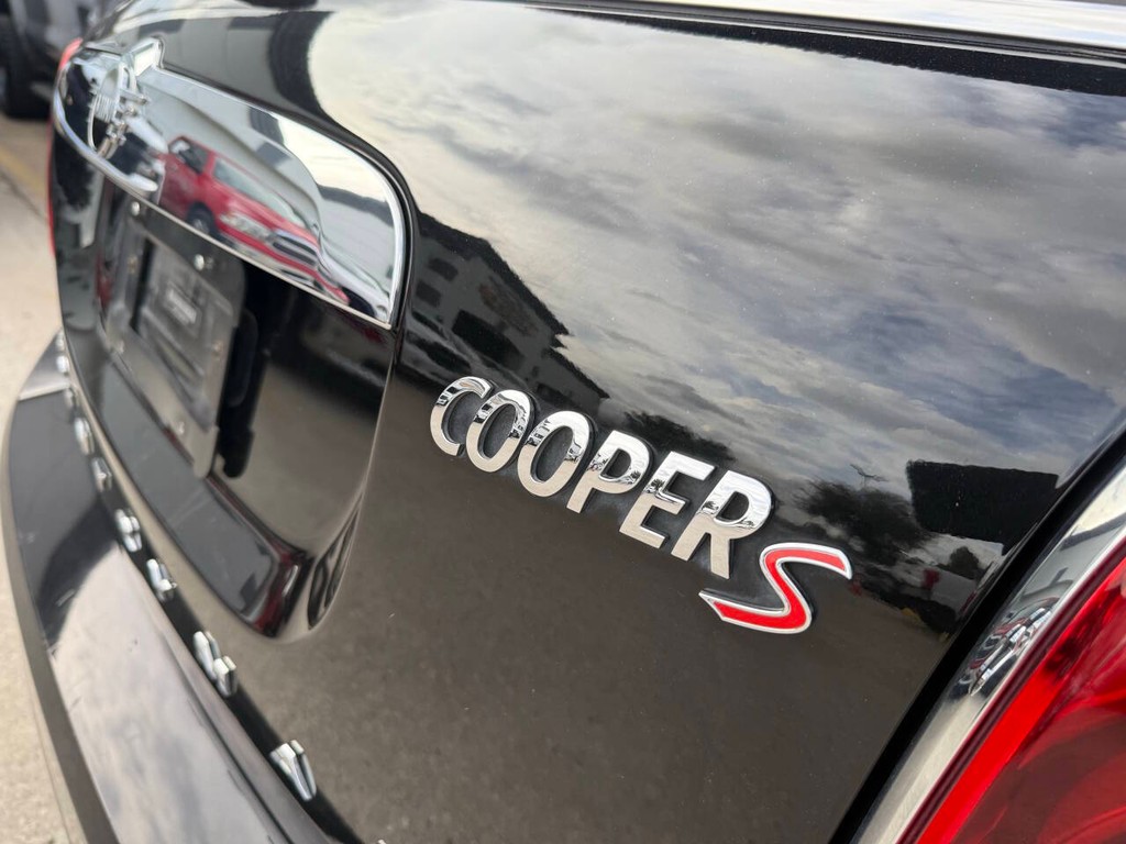 MINI Countryman Vehicle Full-screen Gallery Image 43