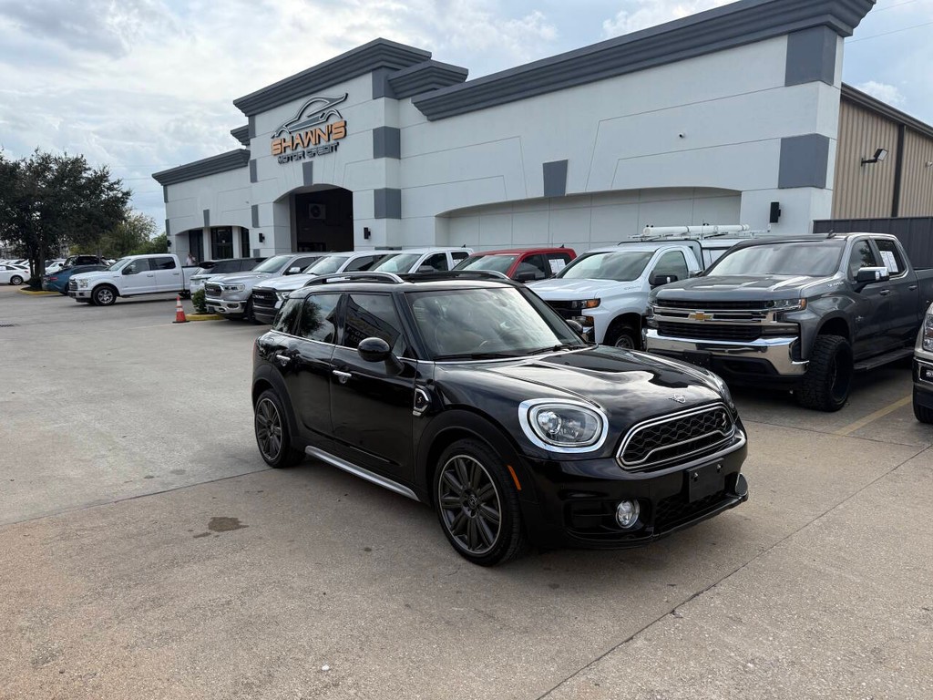 MINI Countryman Vehicle Full-screen Gallery Image 46