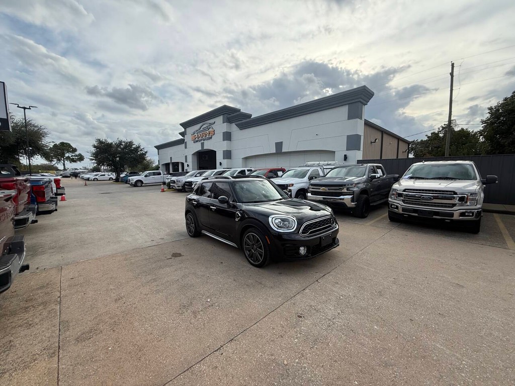 MINI Countryman Vehicle Full-screen Gallery Image 48