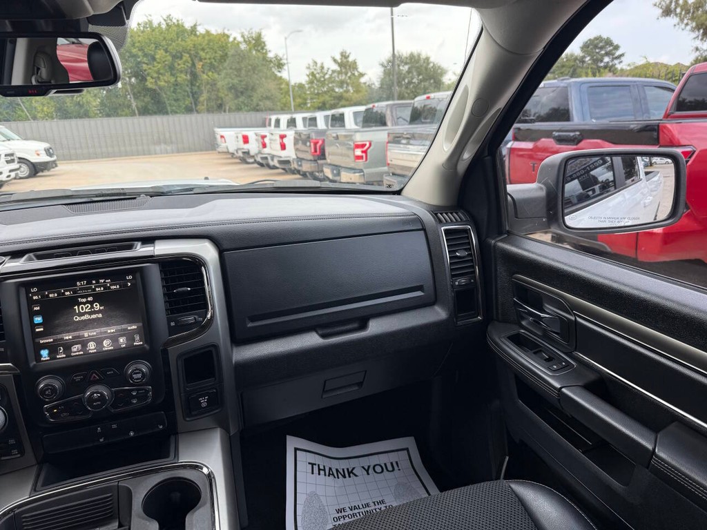 Ram 1500 Vehicle Full-screen Gallery Image 20