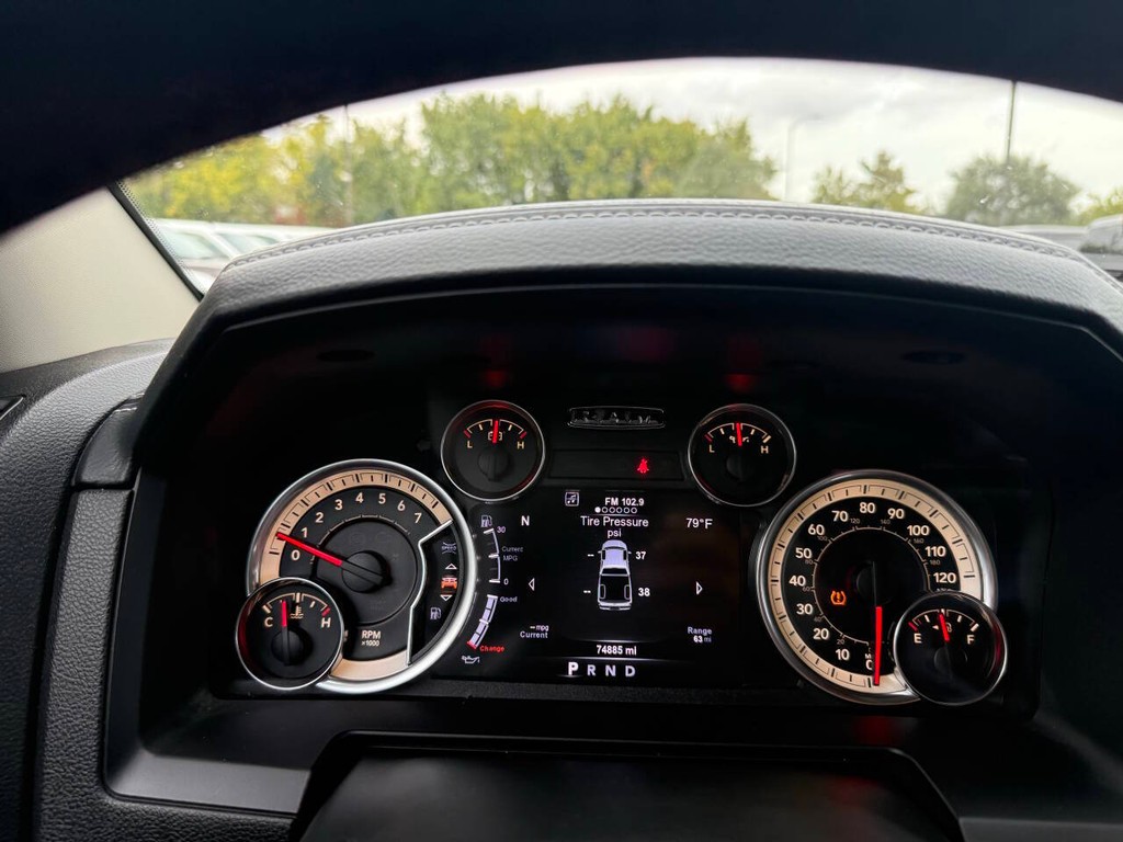 Ram 1500 Vehicle Full-screen Gallery Image 31