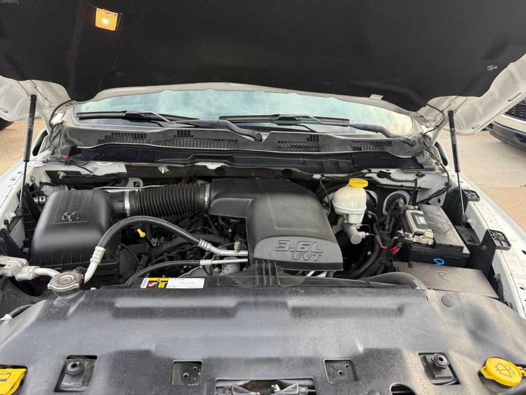 Ram 1500 Vehicle Full-screen Gallery Image 34