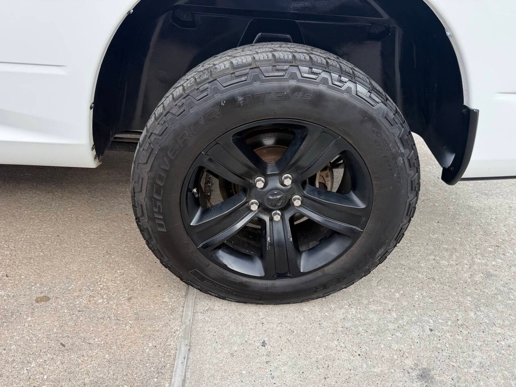 Ram 1500 Vehicle Full-screen Gallery Image 35