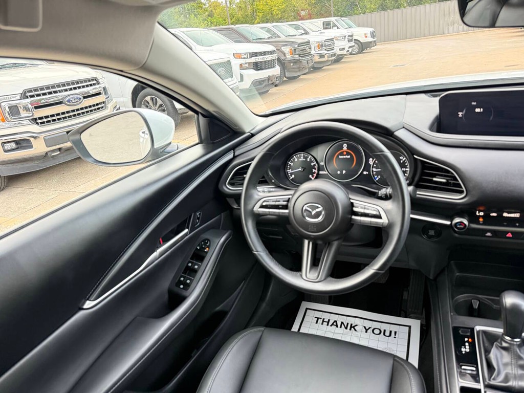 Mazda CX-30 Vehicle Full-screen Gallery Image 19