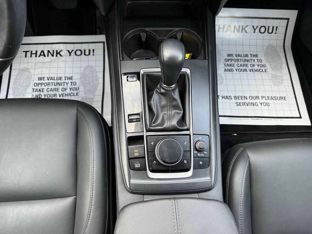 Mazda CX-30 Vehicle Full-screen Gallery Image 29