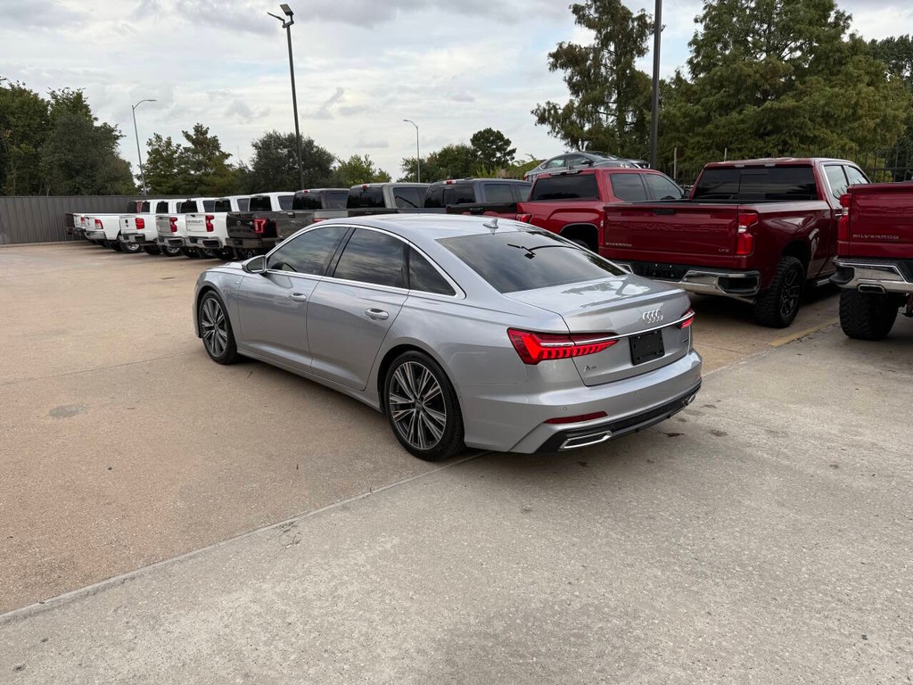 Audi A6 Vehicle Full-screen Gallery Image 04