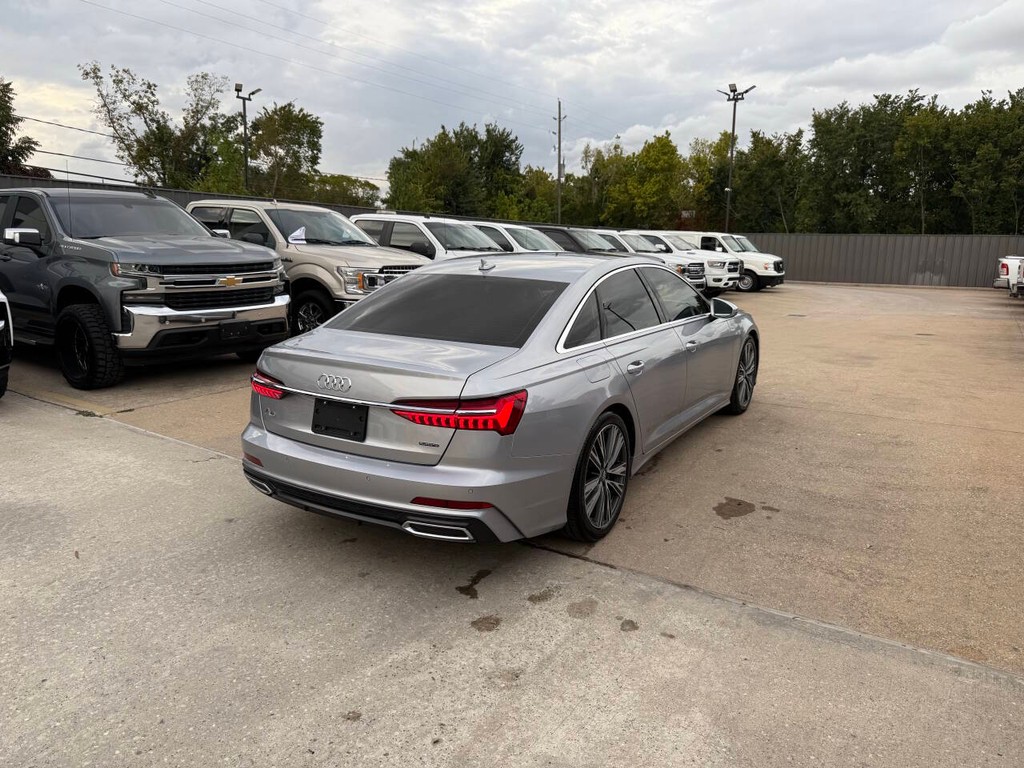 Audi A6 Vehicle Full-screen Gallery Image 05