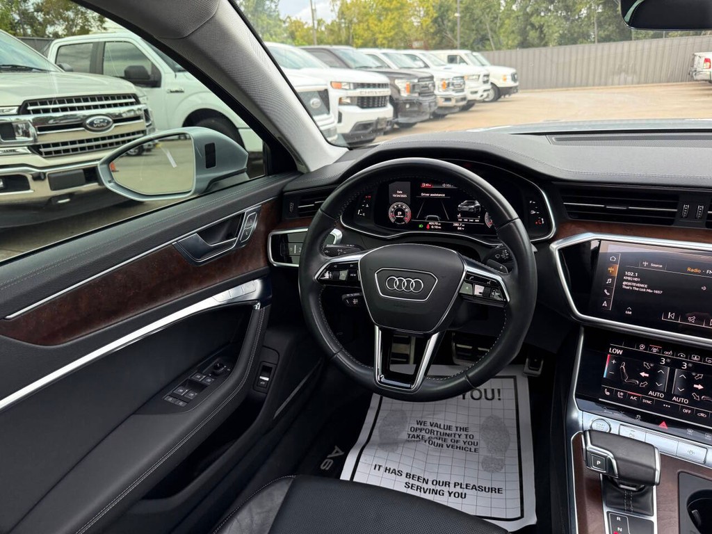 Audi A6 Vehicle Full-screen Gallery Image 19