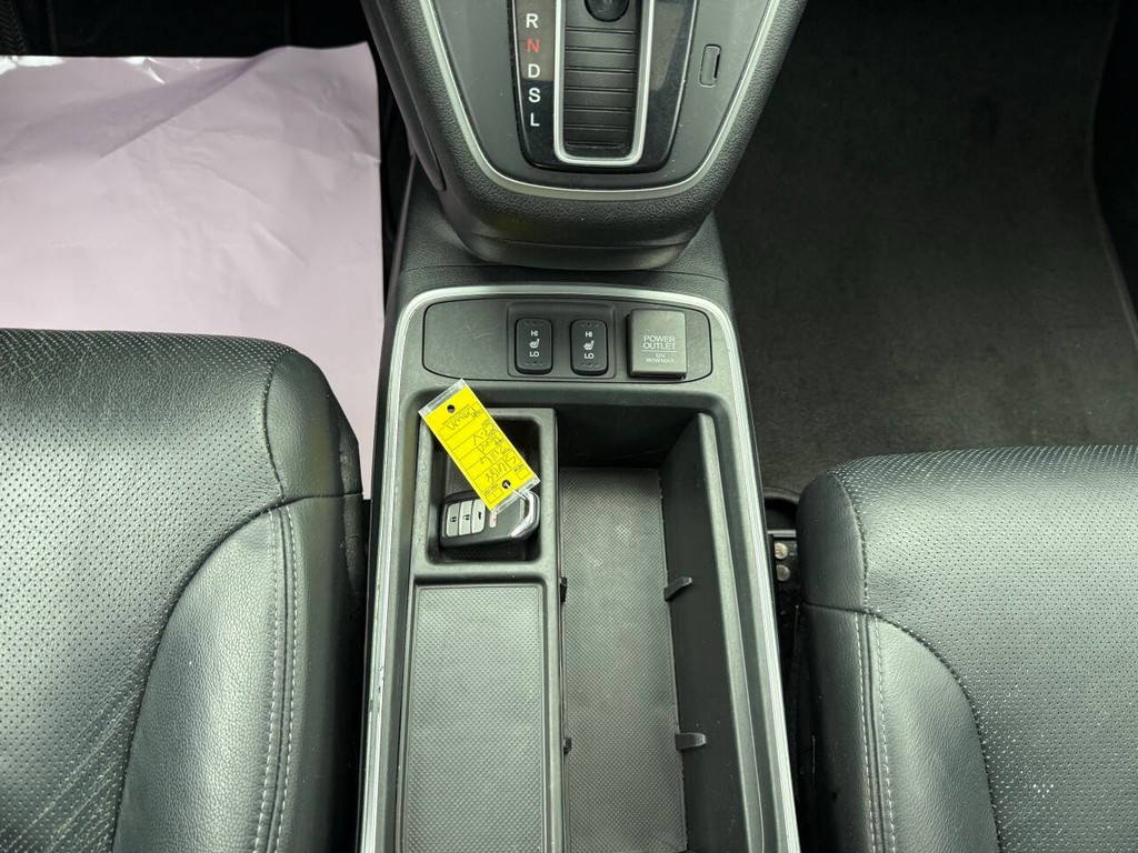 Honda CR-V Vehicle Full-screen Gallery Image 30