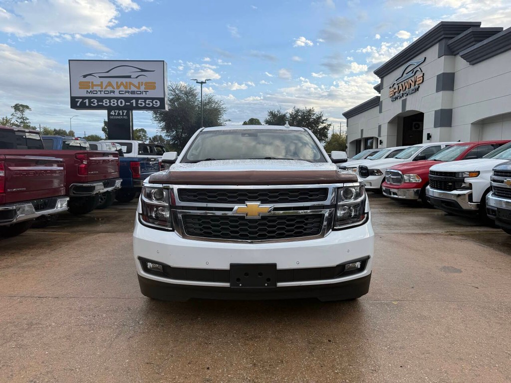 Chevrolet Suburban Vehicle Full-screen Gallery Image 43