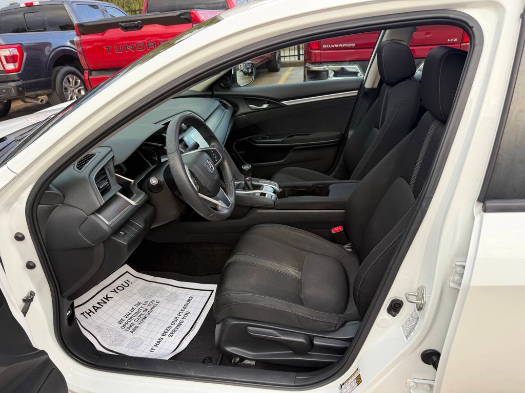 Honda Civic Sedan Vehicle Full-screen Gallery Image 07