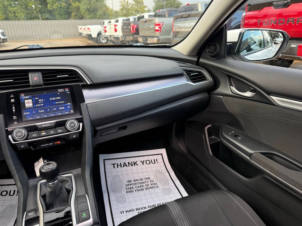 Honda Civic Sedan Vehicle Full-screen Gallery Image 20