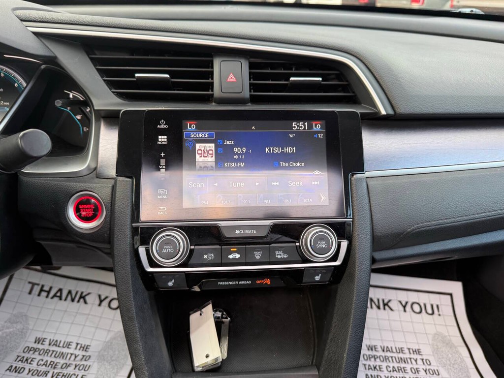 Honda Civic Sedan Vehicle Full-screen Gallery Image 24