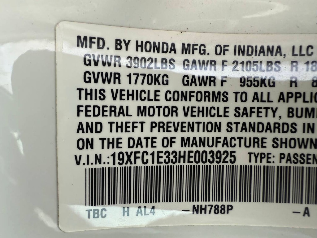 Honda Civic Sedan Vehicle Full-screen Gallery Image 32